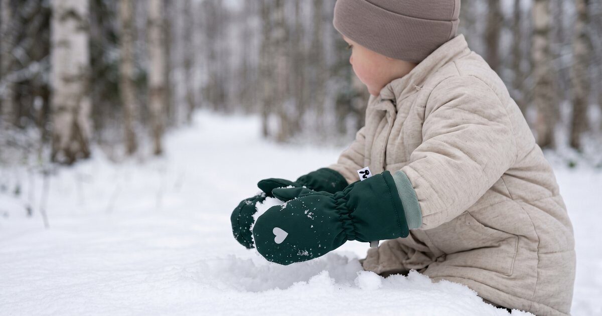 Bērnu ziemas cimdi: kā izvēlēties izmēru un siltumu