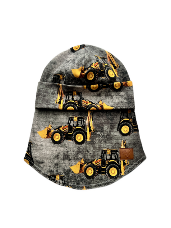 Starpsezonas ķivercepure 4-6gadi, traktori uz pelēka fona