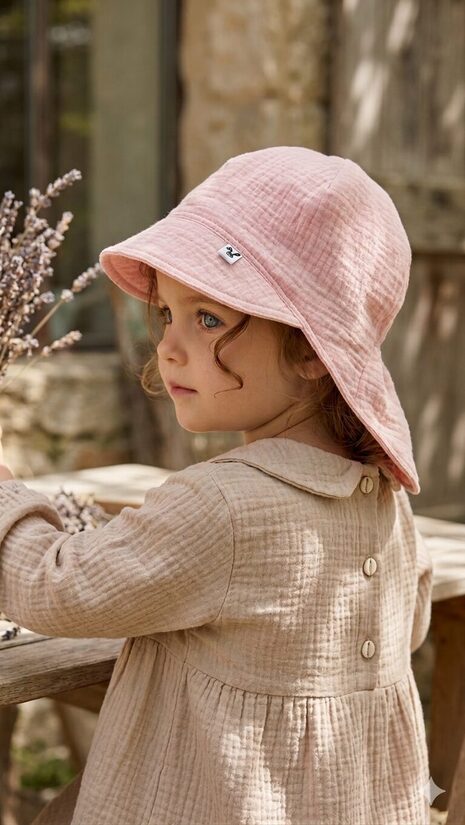 Muslina cepure ar nagu, 2-4gadi, gaiši rozā