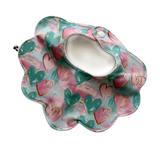 Lacīte–priekšautiņš mazulim (0–6 mēn.)