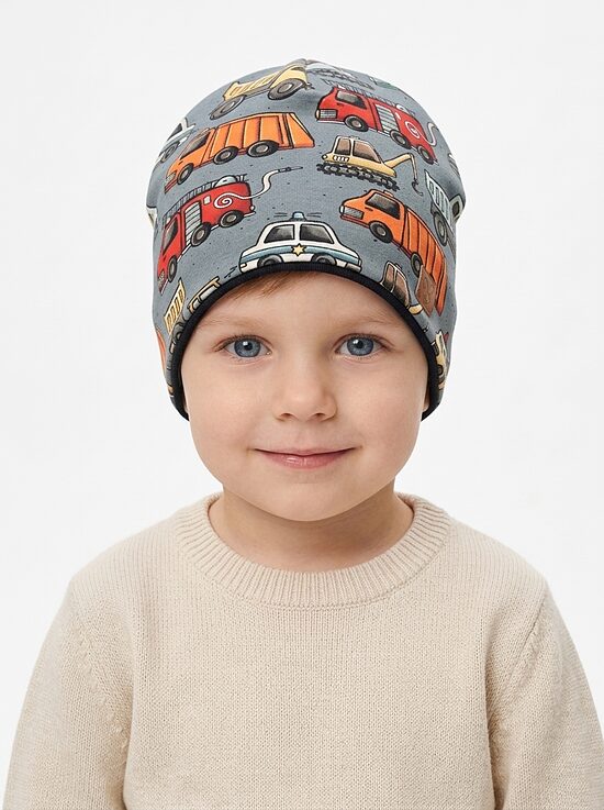 Starpsezonas Beanie cepure 1-2 gadi, Mašīnas uz pelēka fona