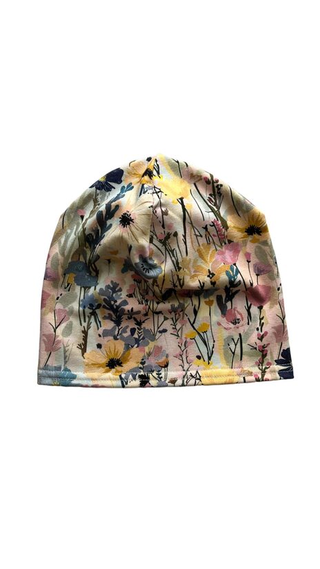 Plānais Beanie 2-4gadi, pļavu puķes.